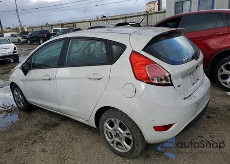 2014 Ford Fiesta Se z USA, uszkodzony, nr VIN 3FADP4EJ4EM236277